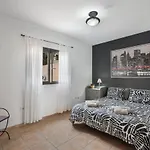 فيلة Sunhouse El Chocito